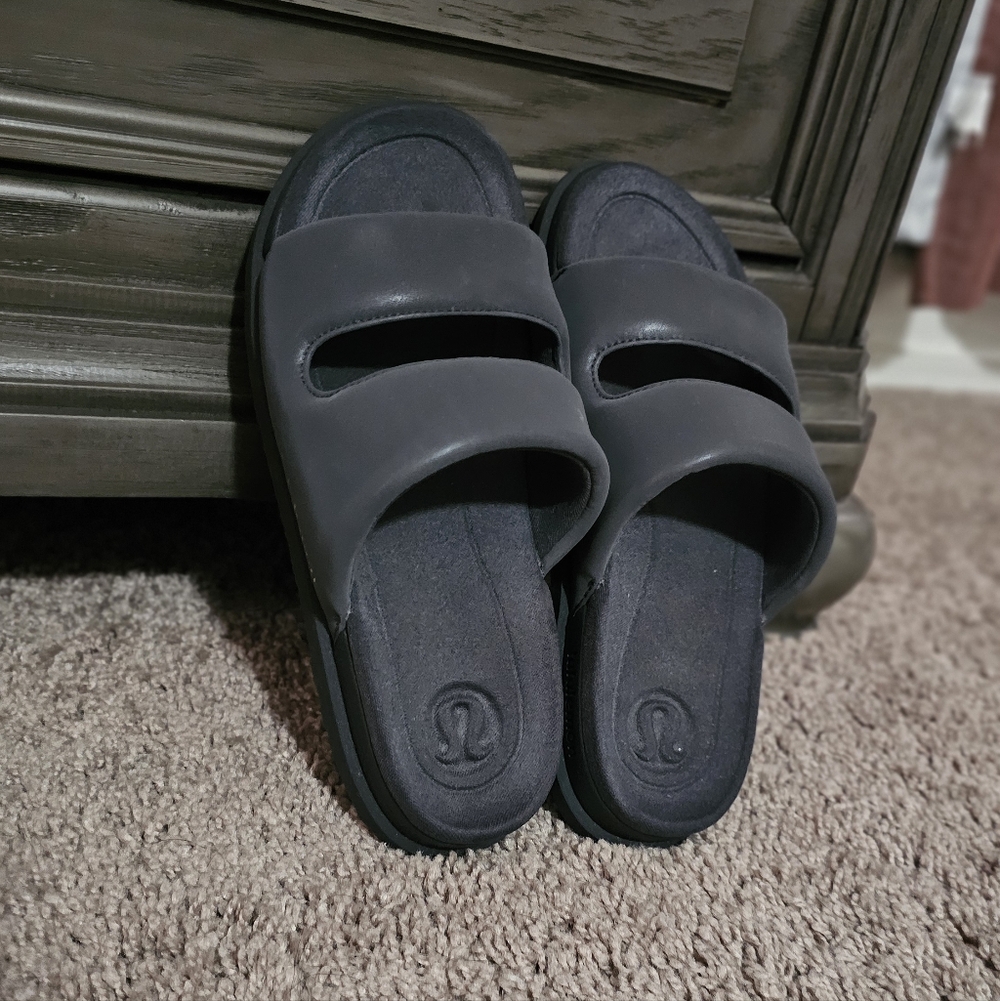 Lululemon Slides - Picture 7 of 7